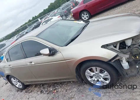 2009 Honda Accord 2.4 Lx-P z USA, uszkodzony, nr VIN 1HGCP26479A169424